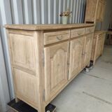 Beau buffet 3 portes chêne massif