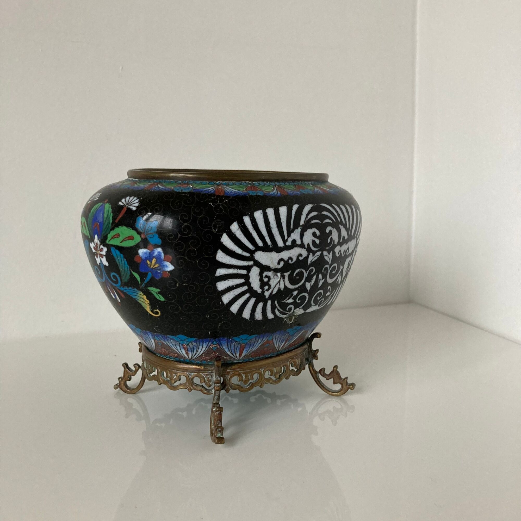 Beautiful planter in copper and polychrome cloisonné enamels Meiji period around 1900