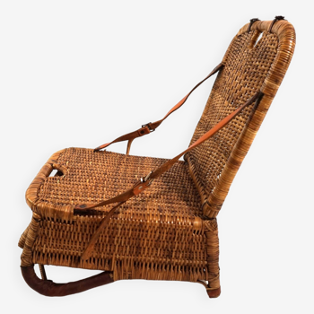 English vintage rattan beach chair
