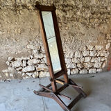 Miroir, travail de menuiserie