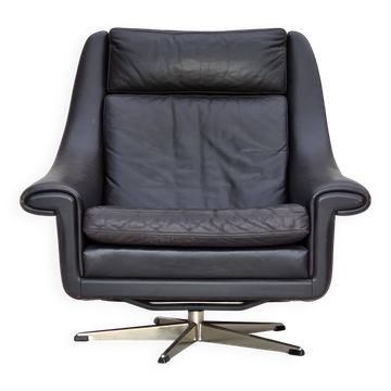 Fauteuil pivotant à dossier haut danois des années 1960 par Aage Christensen, en cuir.