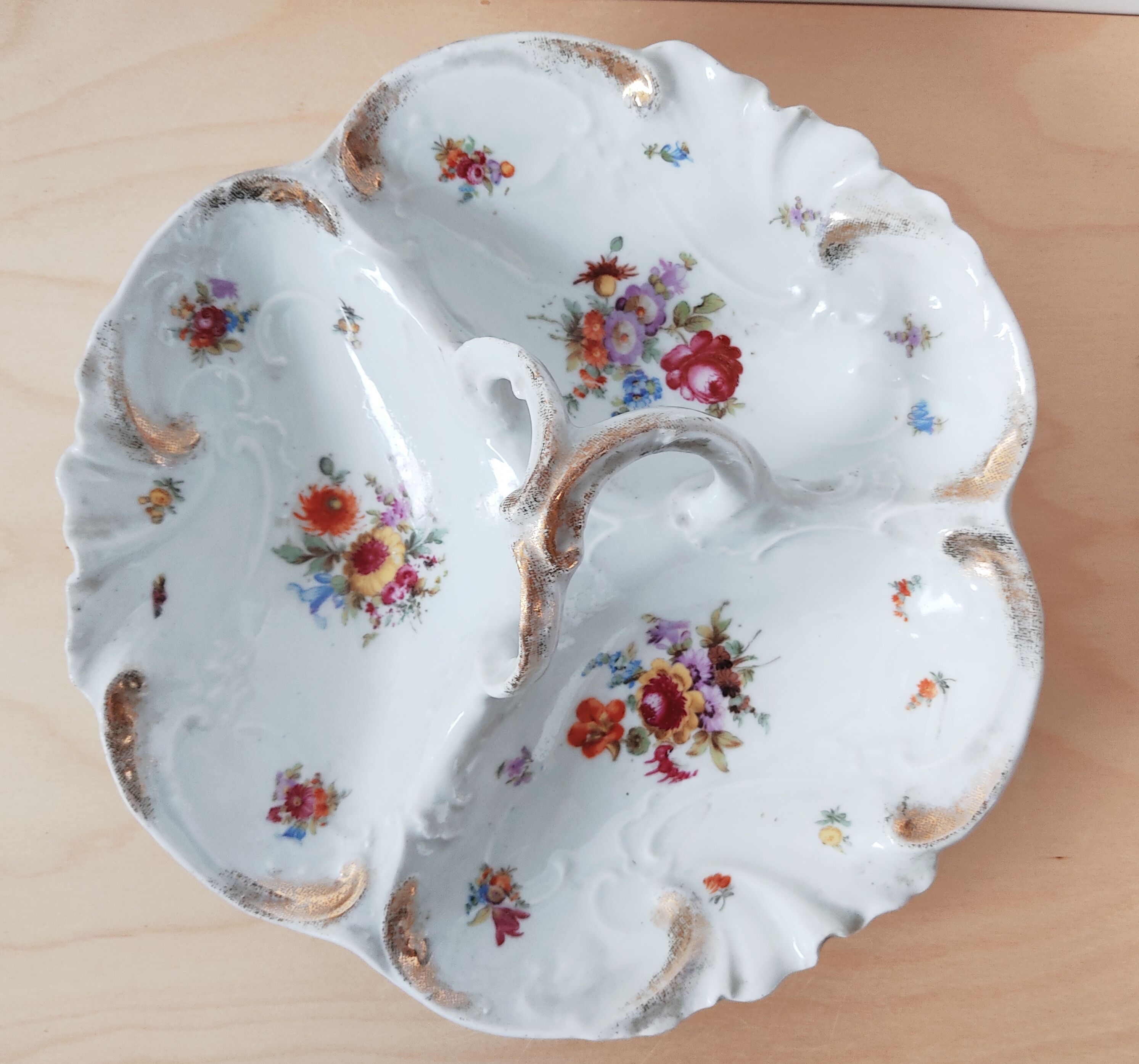 Anseed flower porcelain dish