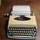 Portable typewriter