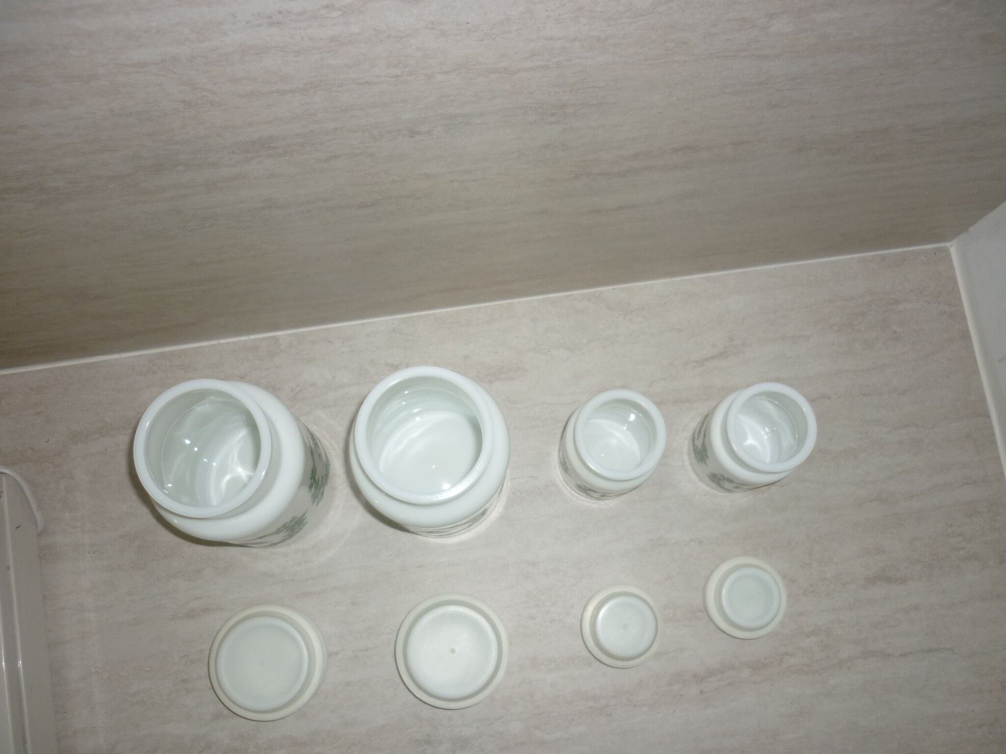 Set of 4 glass jars opal from italy white and green