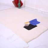 Berber rug in natural wool, size 150 x 250 cm, colorful patterns