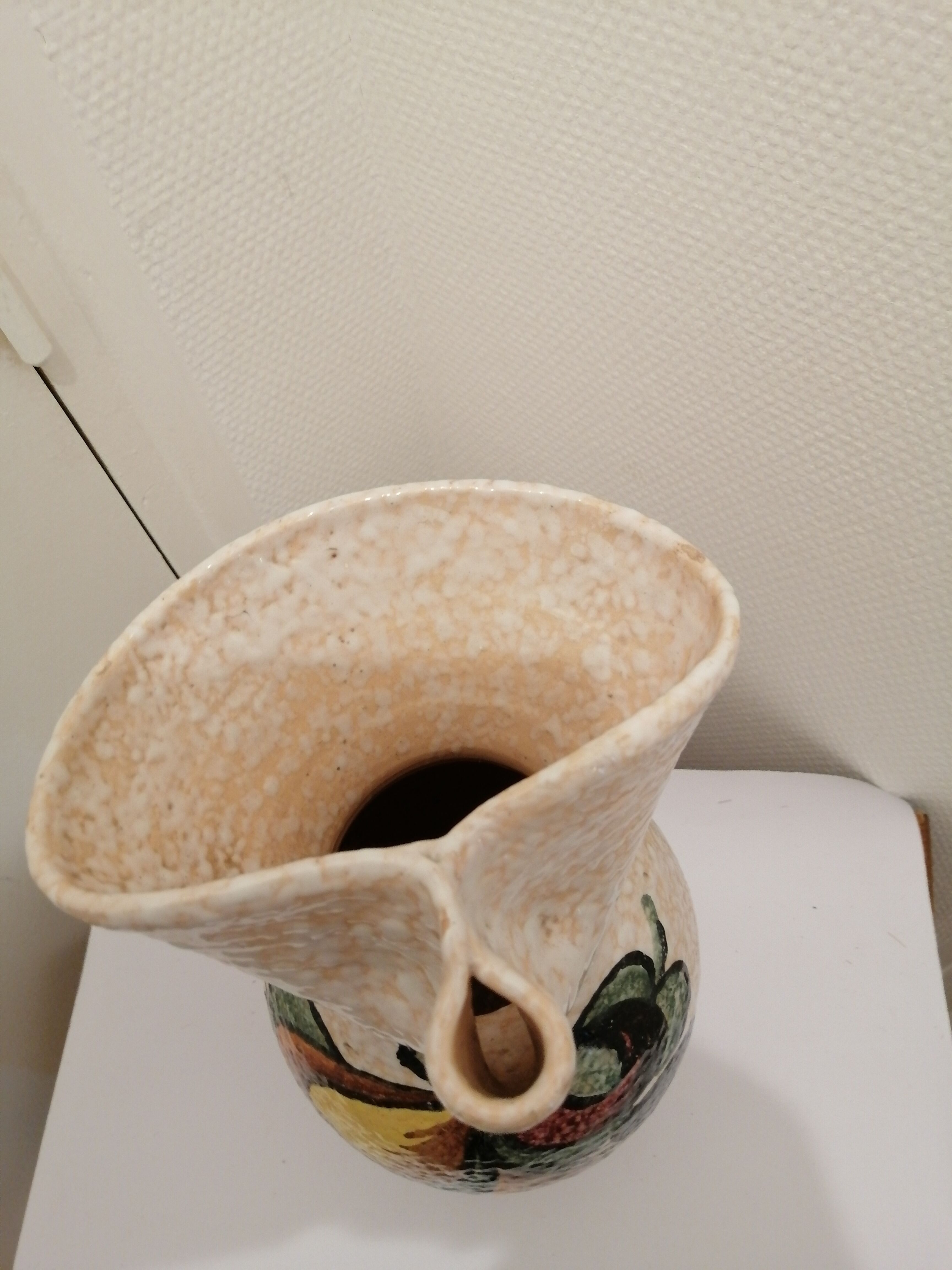 PITCHER VARNISHED YEAR 1960 VINTAGE