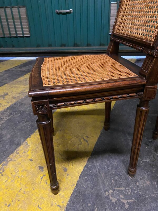 Chaises cannées style Louis 16