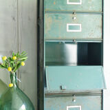 Metal green industrial clamshell furniture