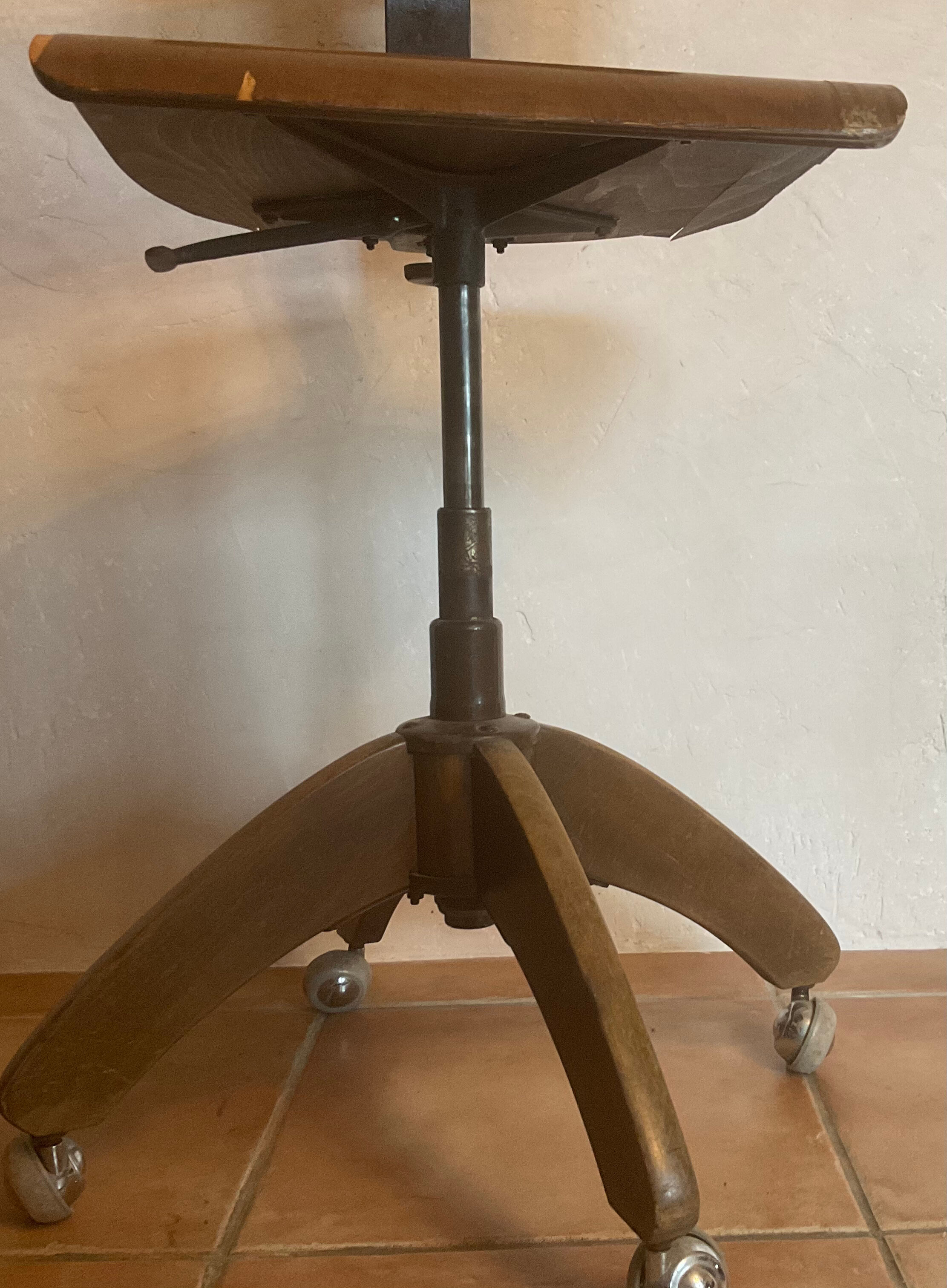 Chaise design par Bohler industriel atelier bureau loft vintage