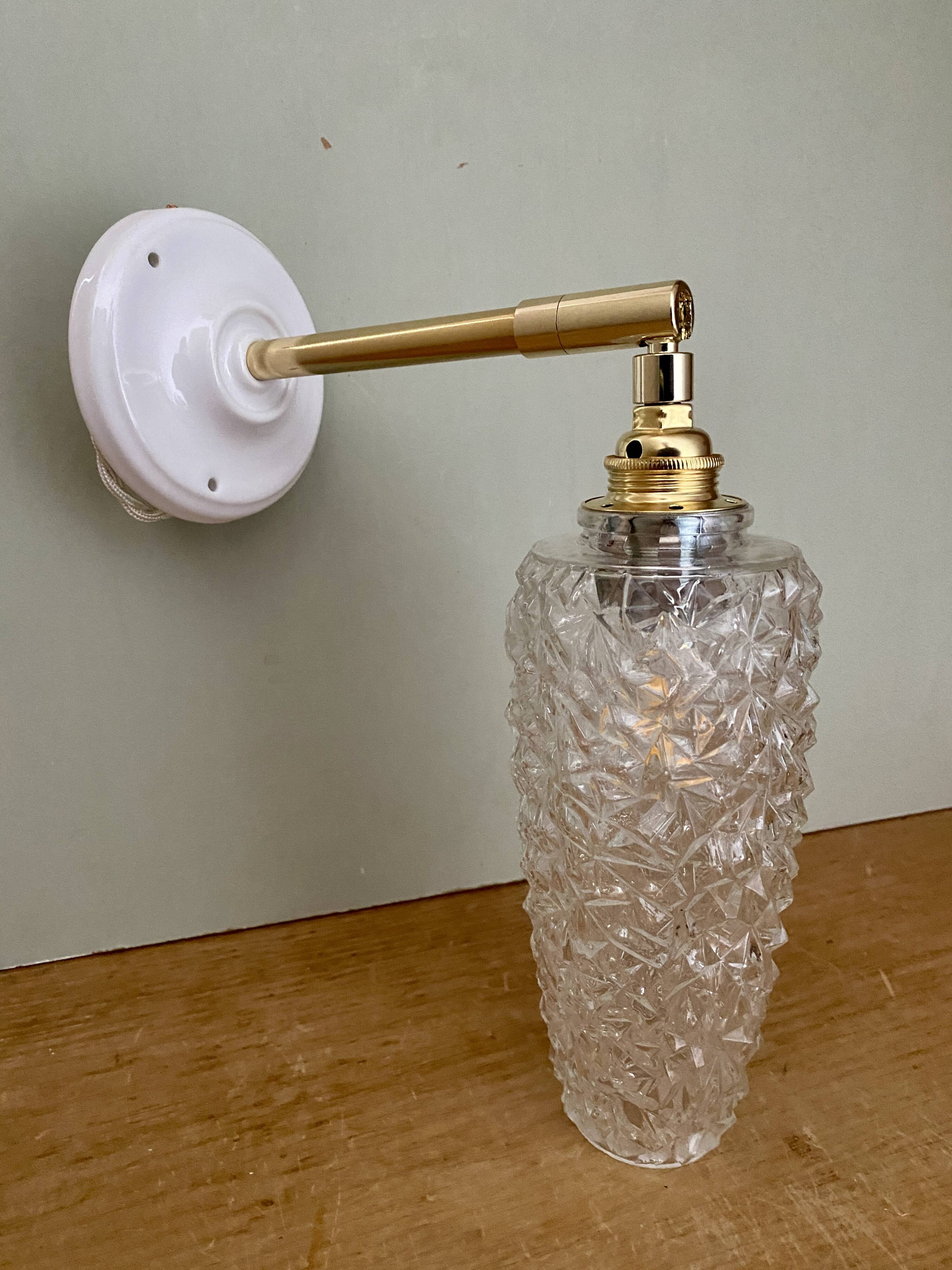 Vintage tulip wall light in diamond-point glass