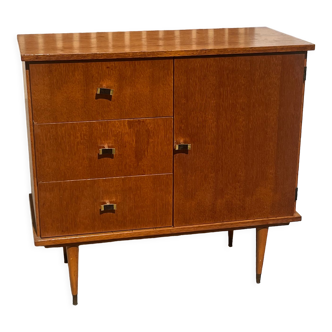 Vintage chest of drawers