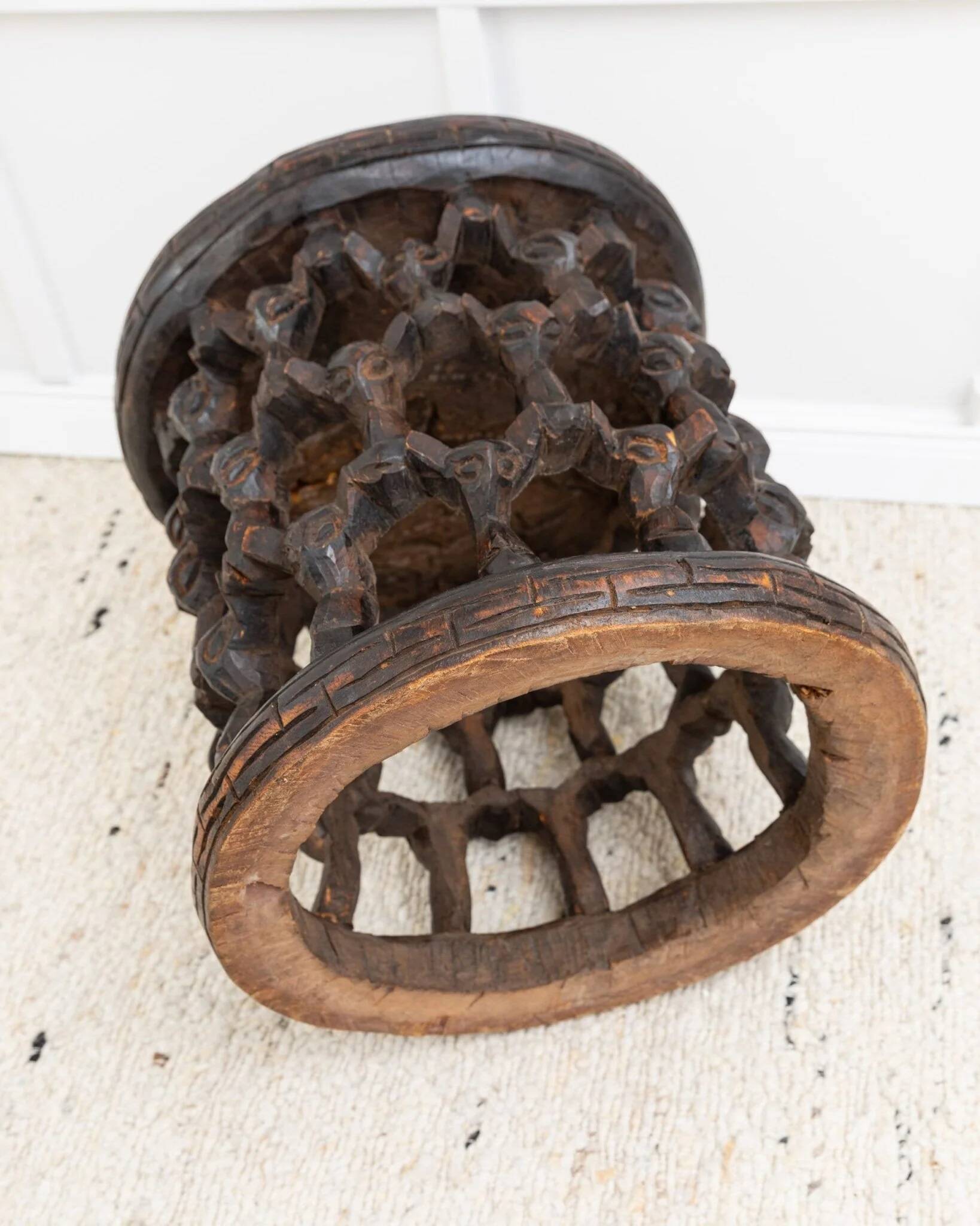 Dark brown hand-carved Bamileke stool and side table in solid wood, Cameroon, African Art, 1950s