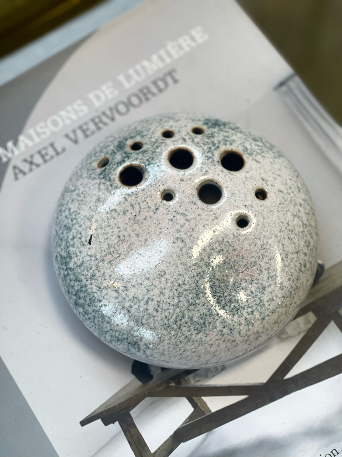 Sandstone flower spade