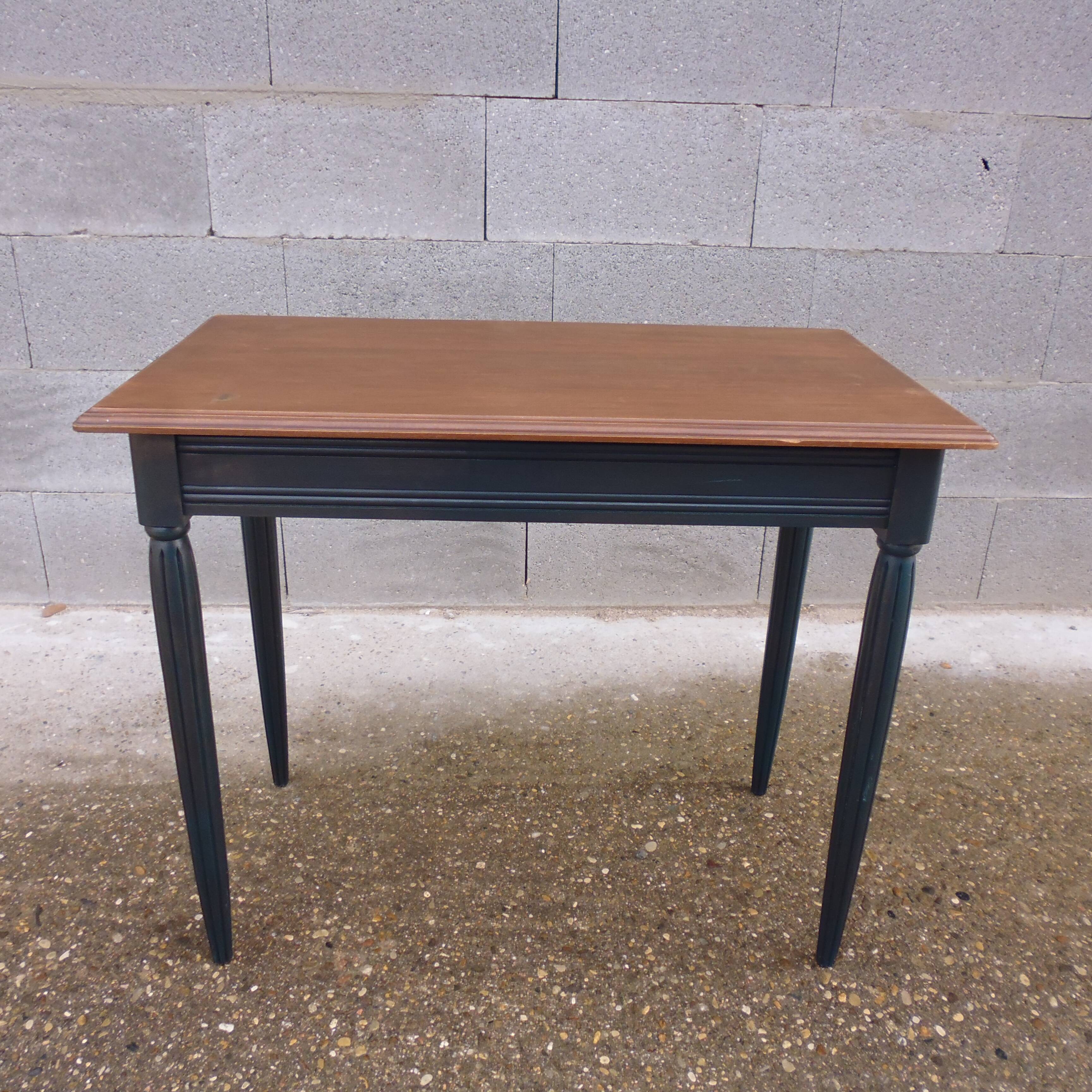 Small desk or side table with 30s Art Deco drawer