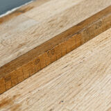 Metre of draper, oak