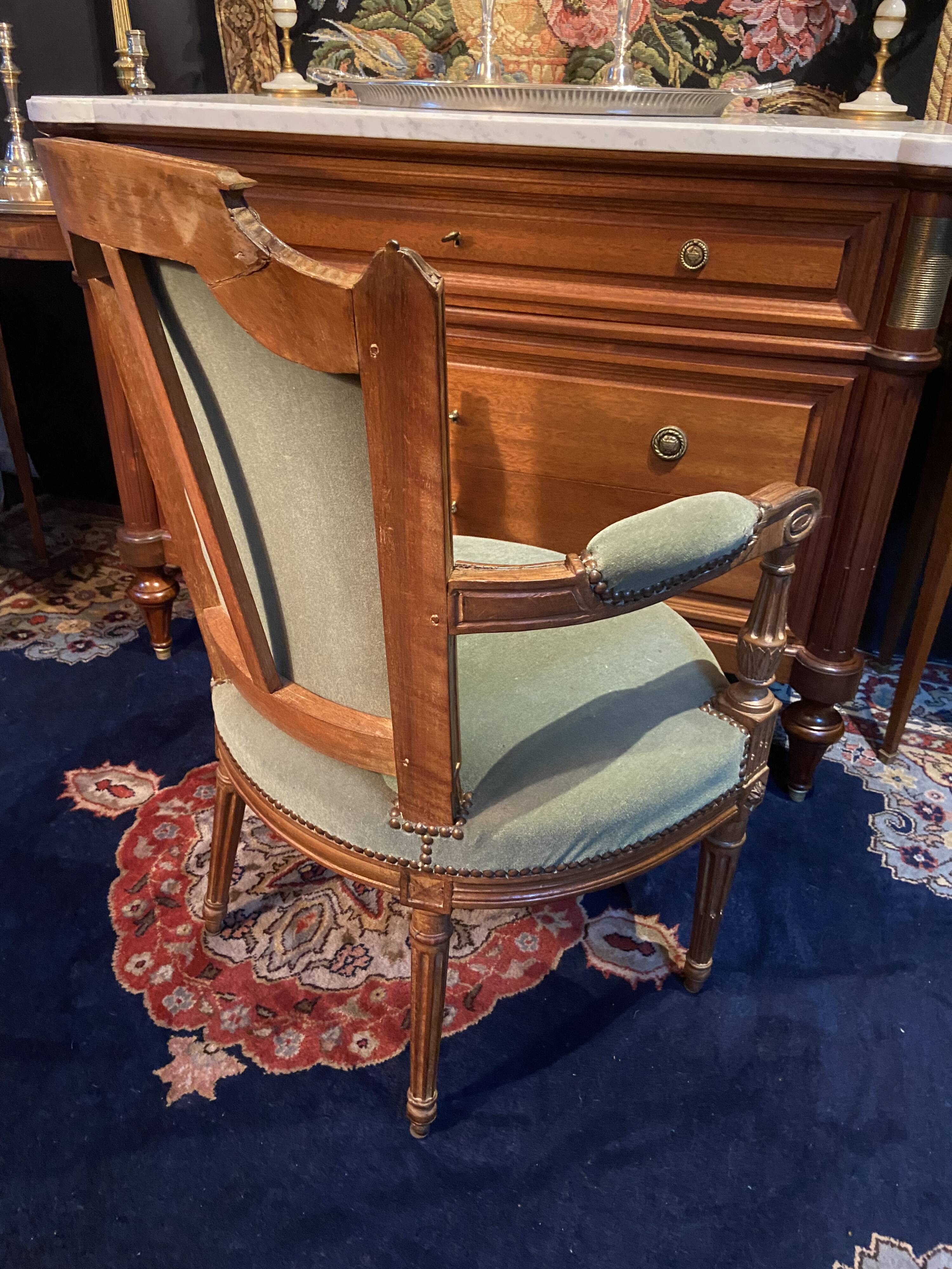 18th century Louis XVI green velvet cabriolet armchair