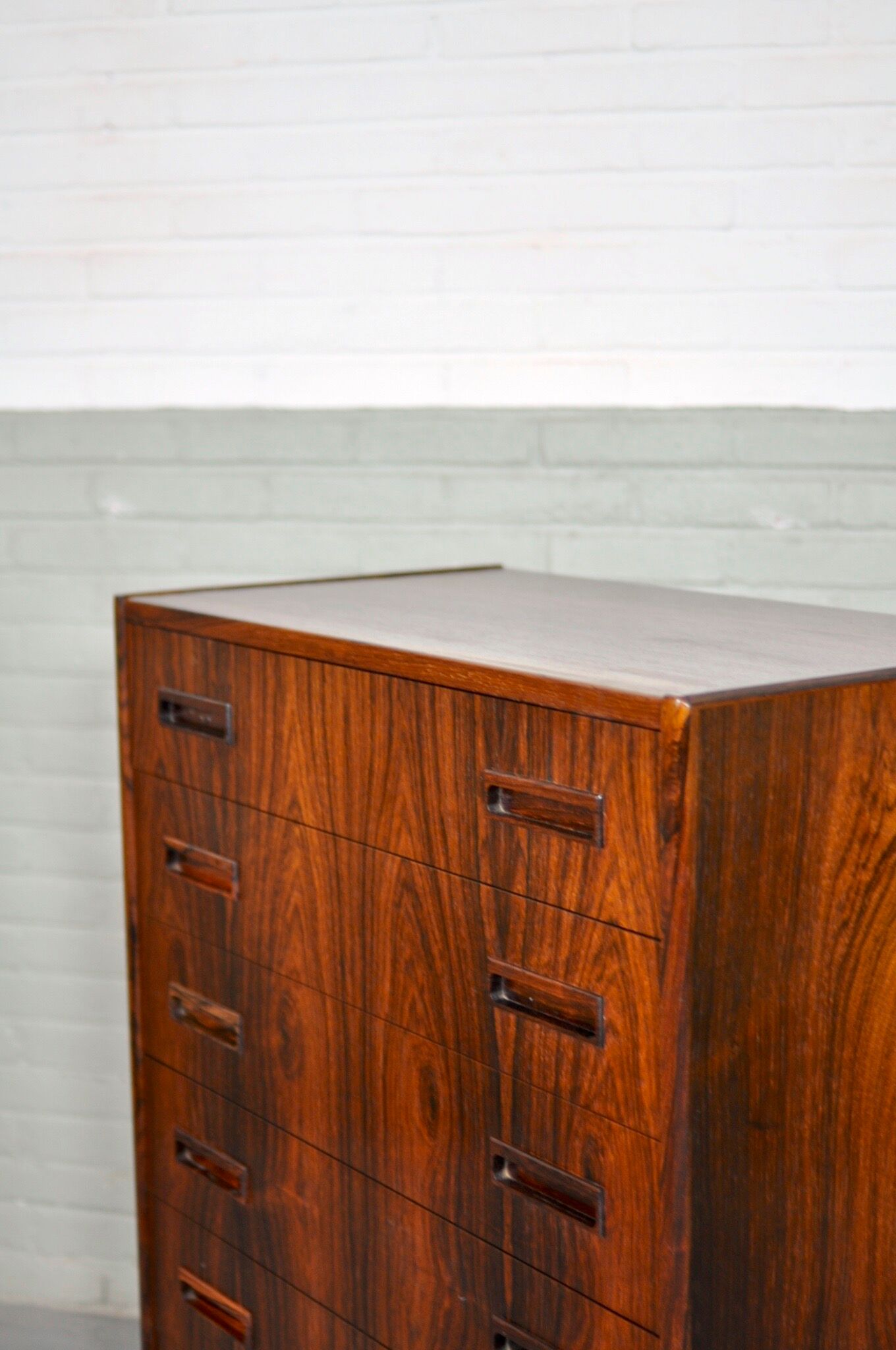 1960s Rosewood Chest of Drawers