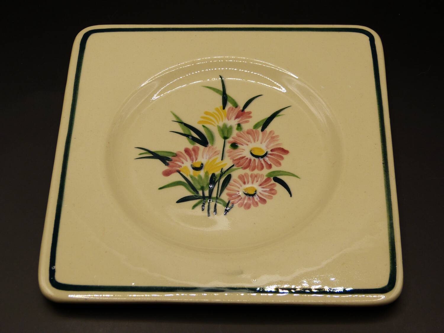 Cake service in Gien earthenware, Butterfly pattern, 1960s.
