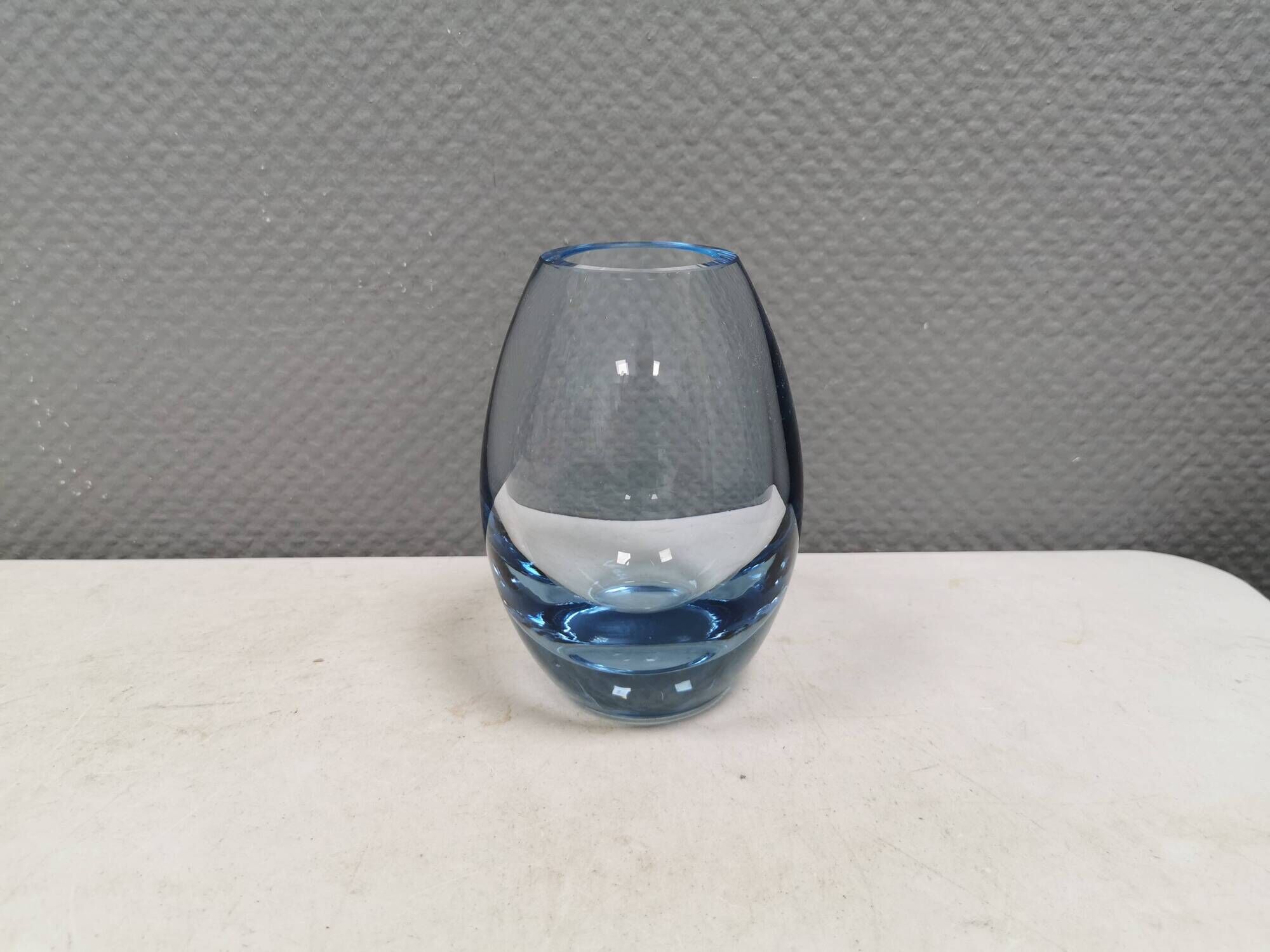 Hellas drop vase by Per Lütken for Holmegaard 1955.