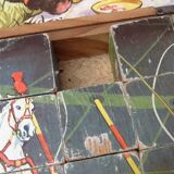 Box 29 illustrated wooden cubes Circus Scene