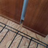 String style shelves