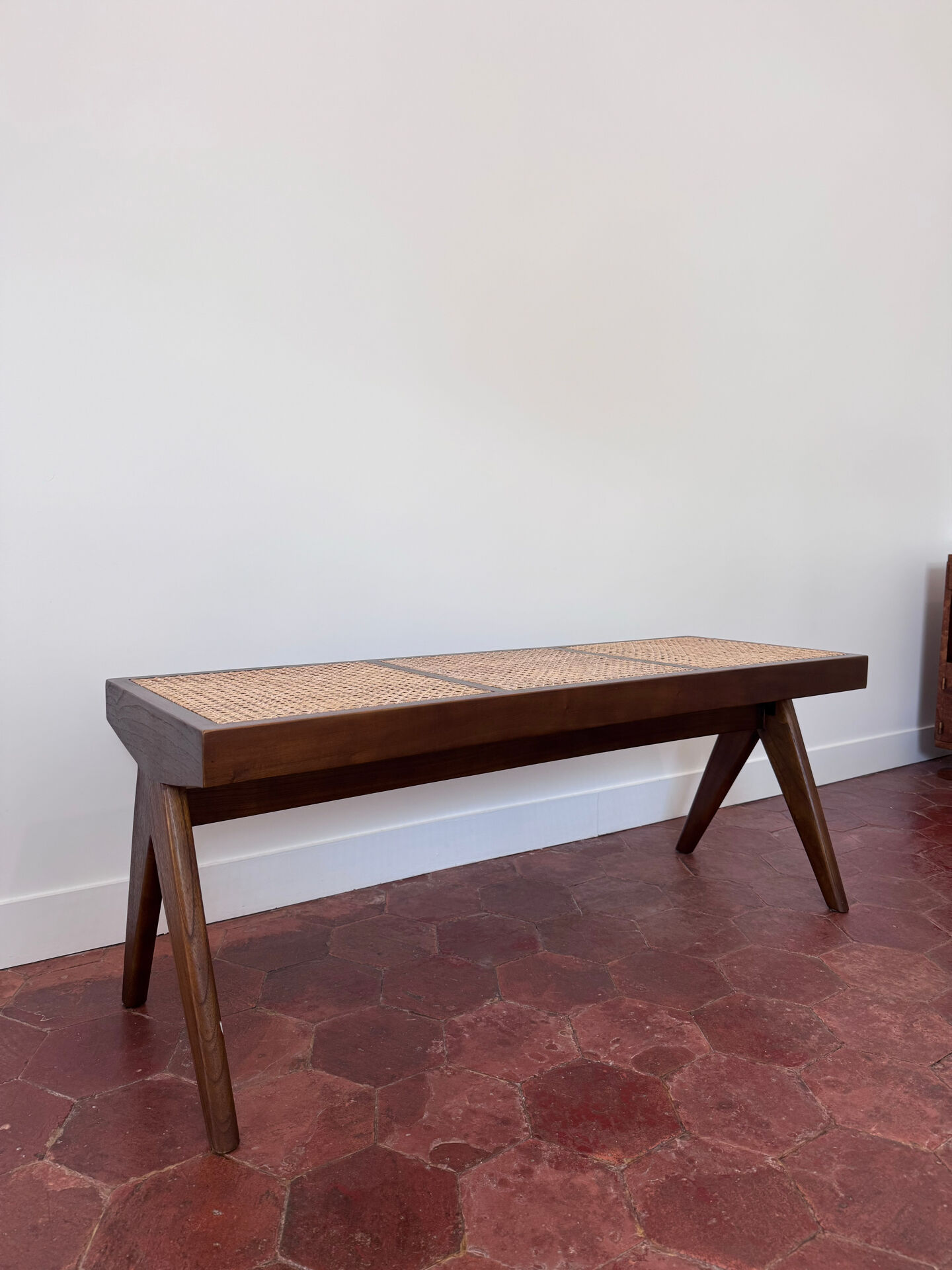 B.T.H. Flats 3 wooden bench – dark brown
