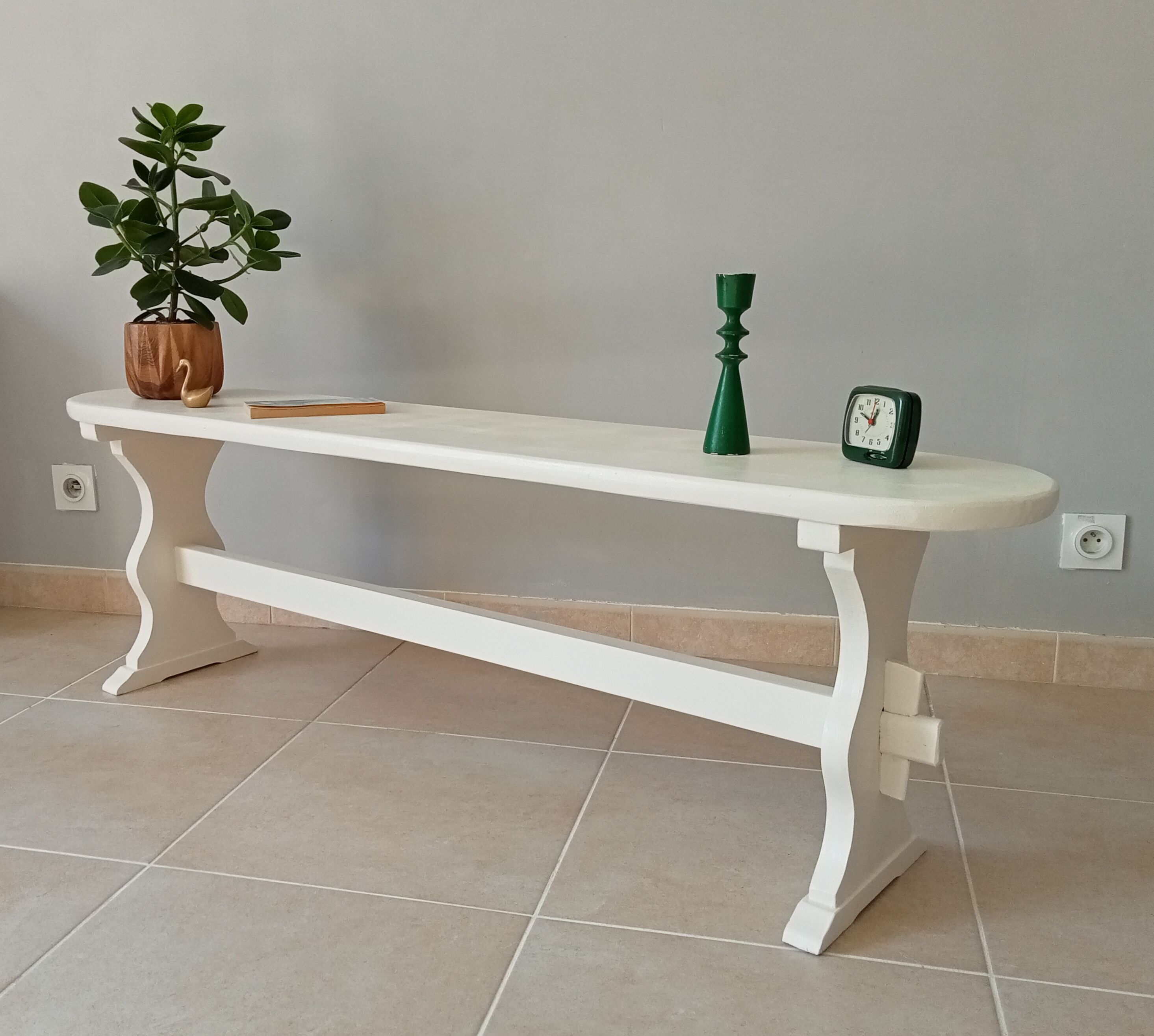 Vintage country bench