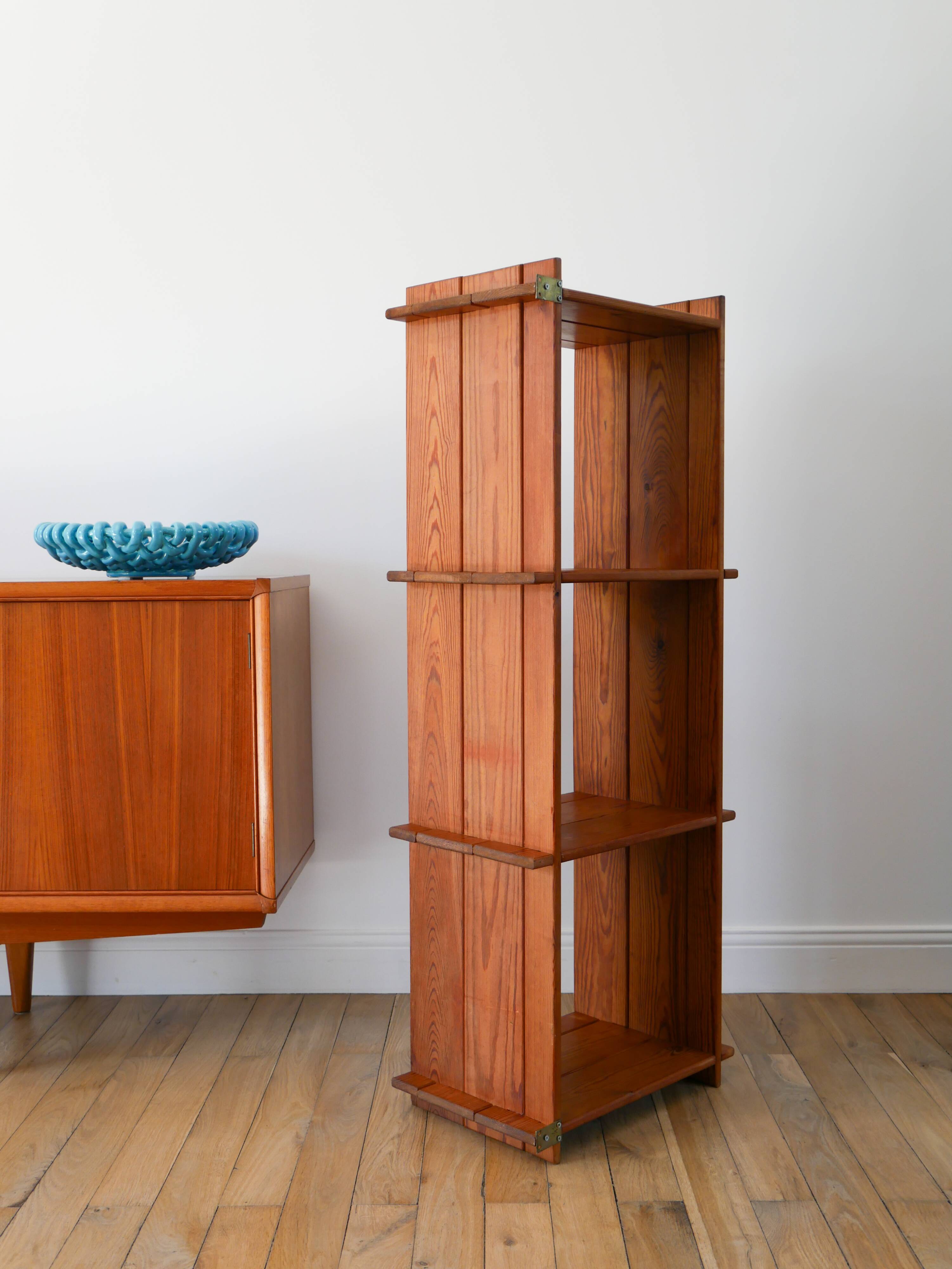 Pine shelf, on legs or to be placed, 1980