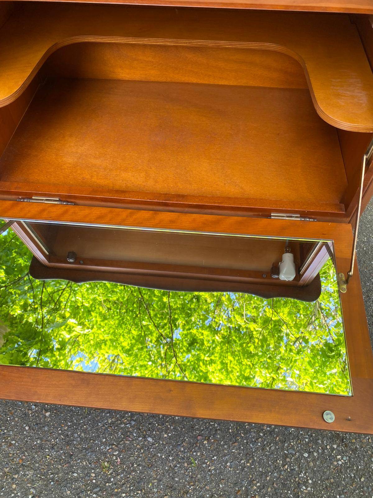 Louis XV buffet TV with a solid wood mirror