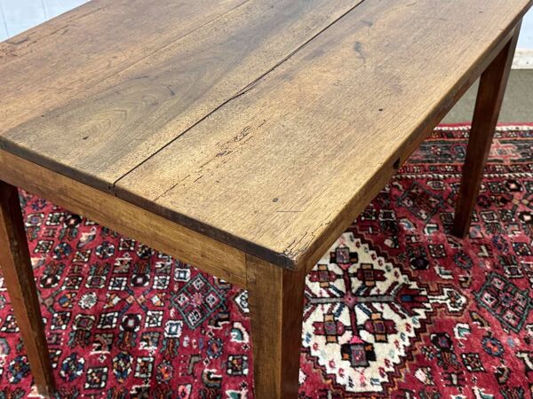 Table bureau en noyer XIXème
