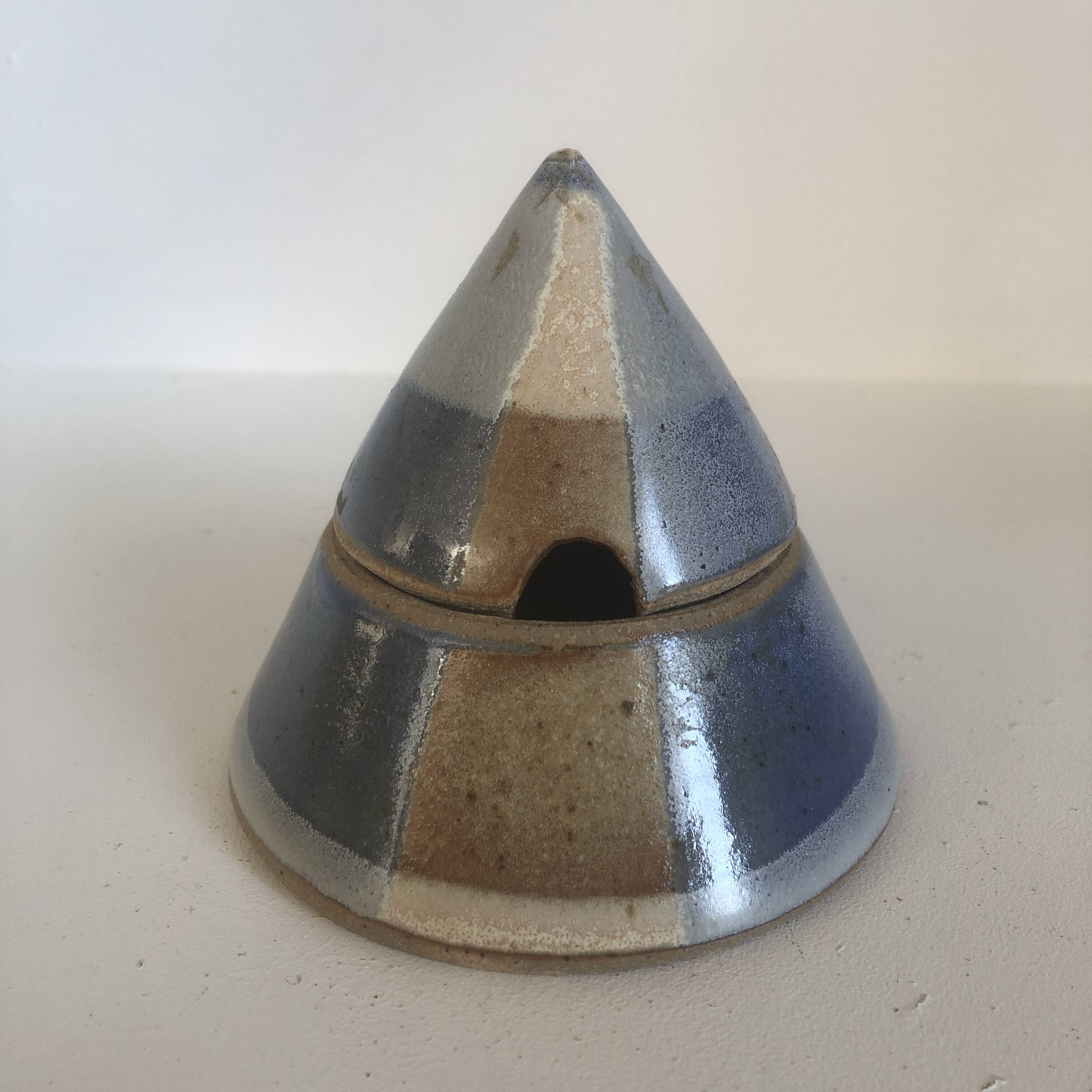 Contemporary art ceramics by Didier Marty in Lezoux