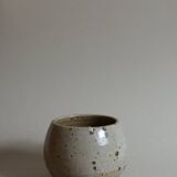 Small rounded speckled cups