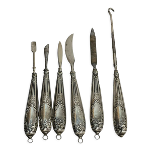 Nécessaire de couture en argent
