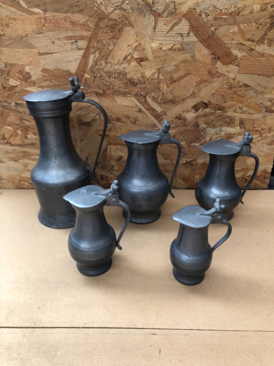 Series 5 old jugs measures vintage pewter pots