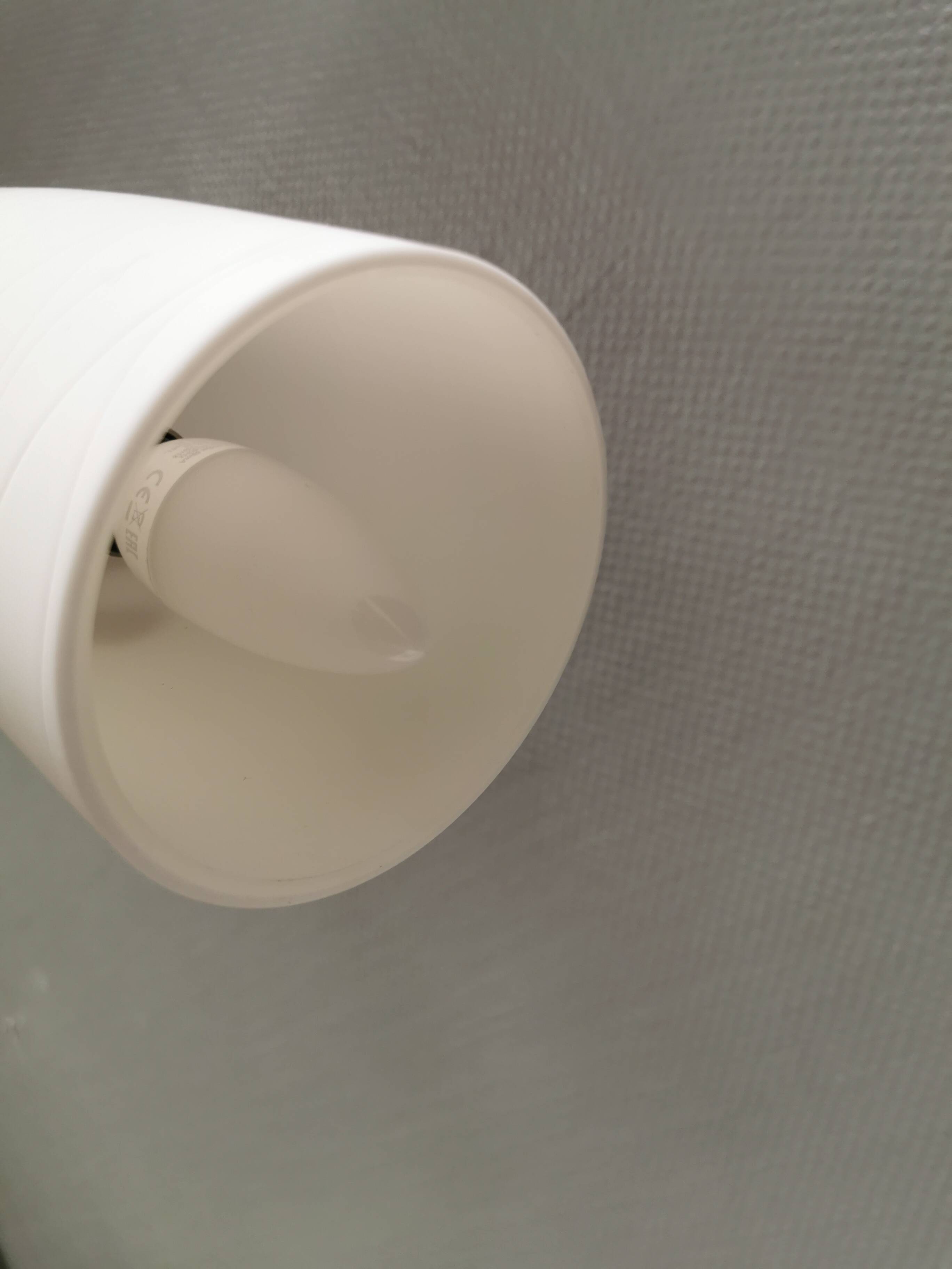 Hanging lamps in handmade/mouth-blown white Murano glass, Italy 1990s