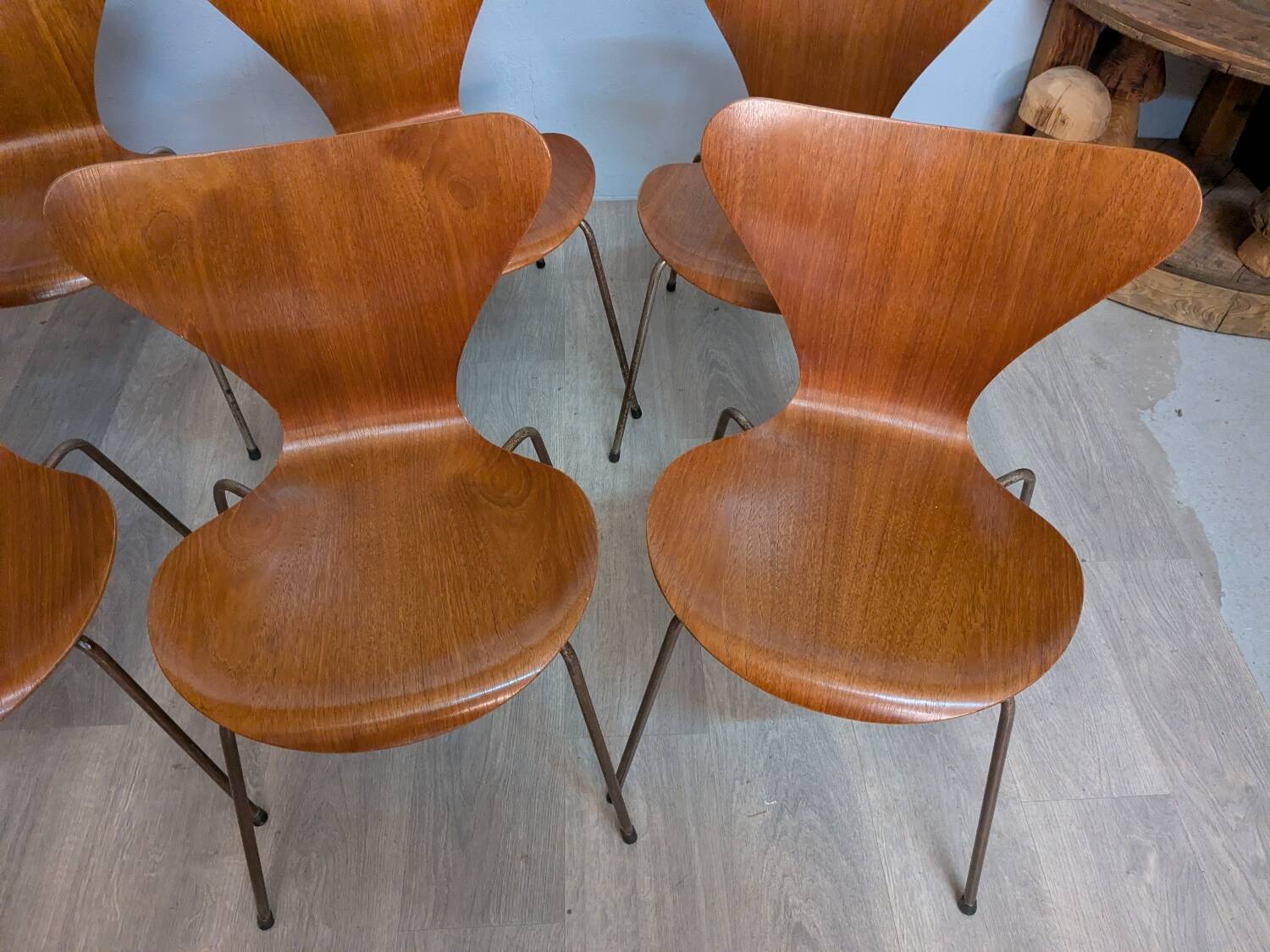 8 Arne Jacobsen Series 7 chairs