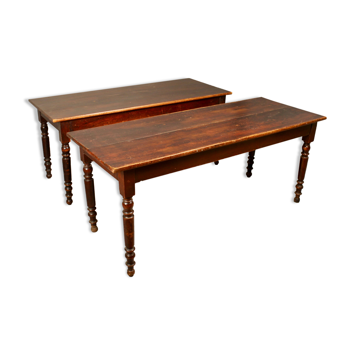Tables de bistrot à pieds tournés