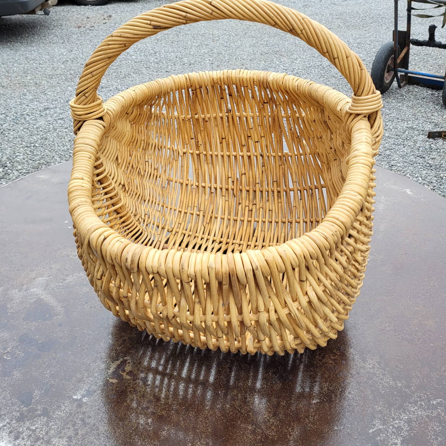 Wicker basket