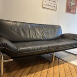 Black leather sofa designed by Johan Bertil Häggström