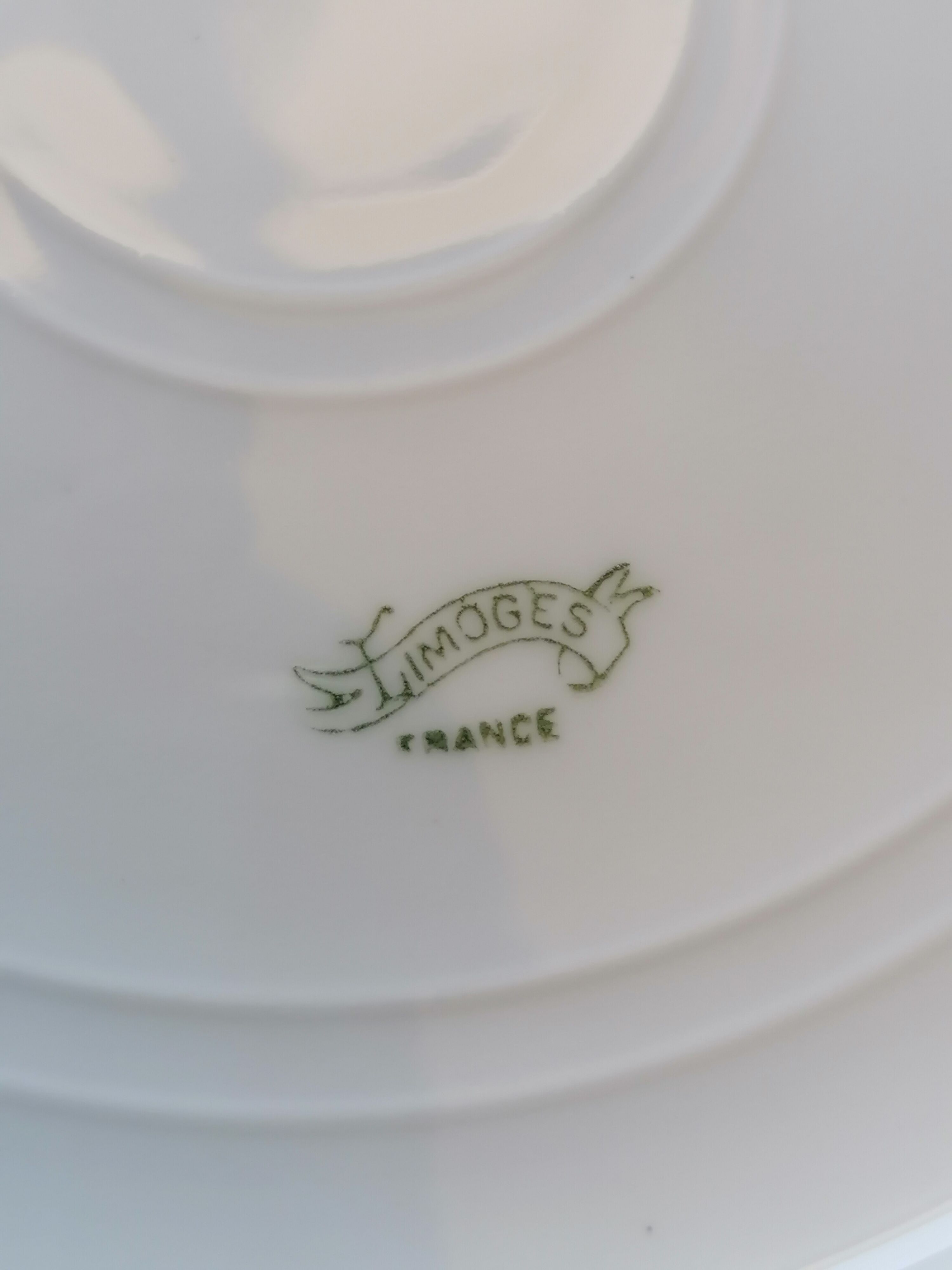 6 flat porcelain plates Limoges