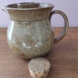 Water pitcher