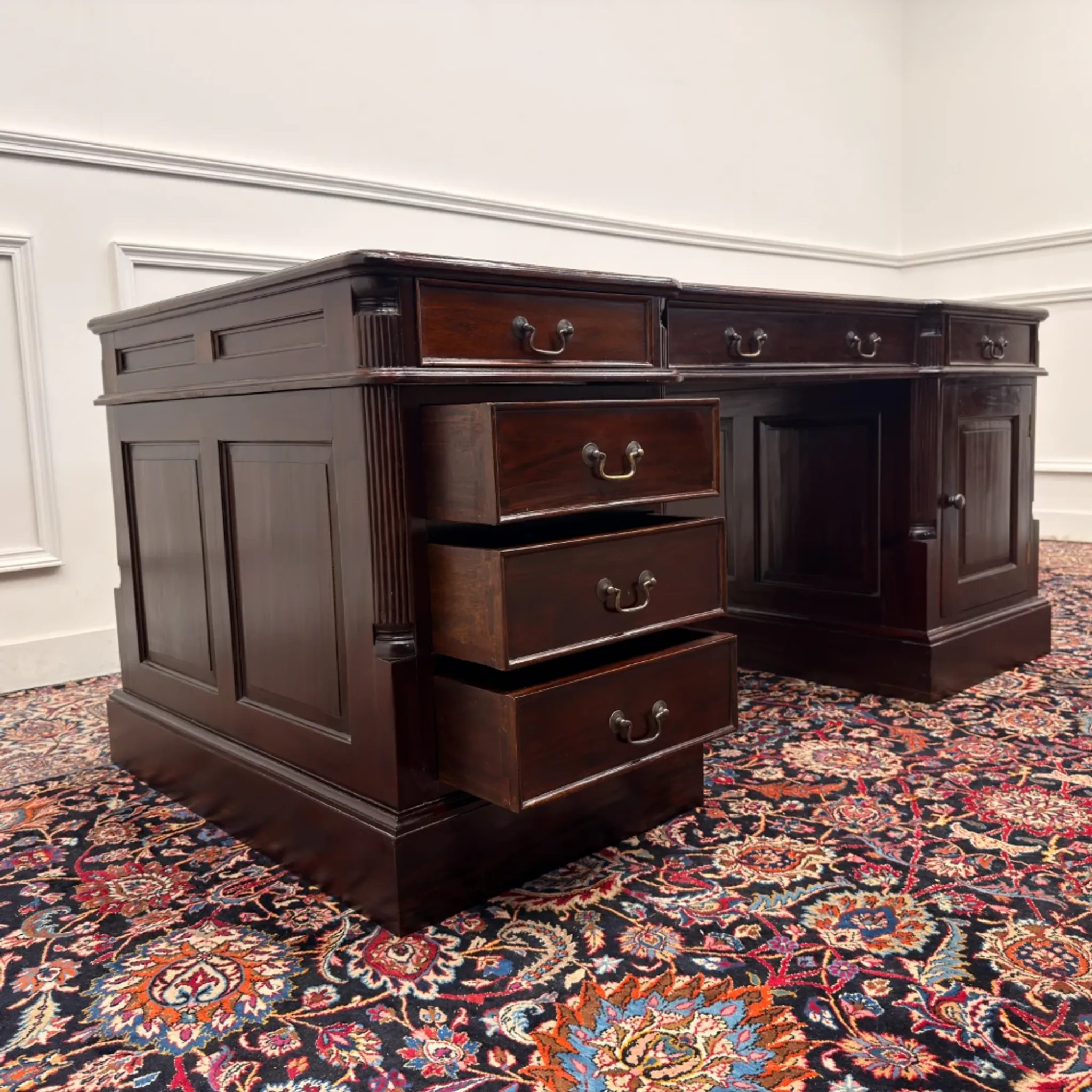 Classic English Partnerdesk Desk in Red Leather