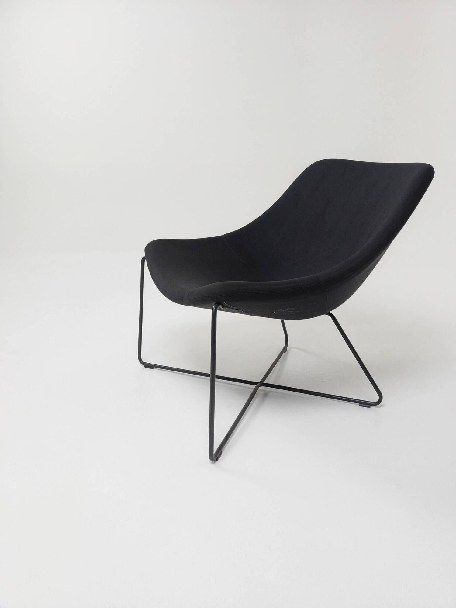 Fauteuil Mishell de Piotr Kuchciński pour Noti