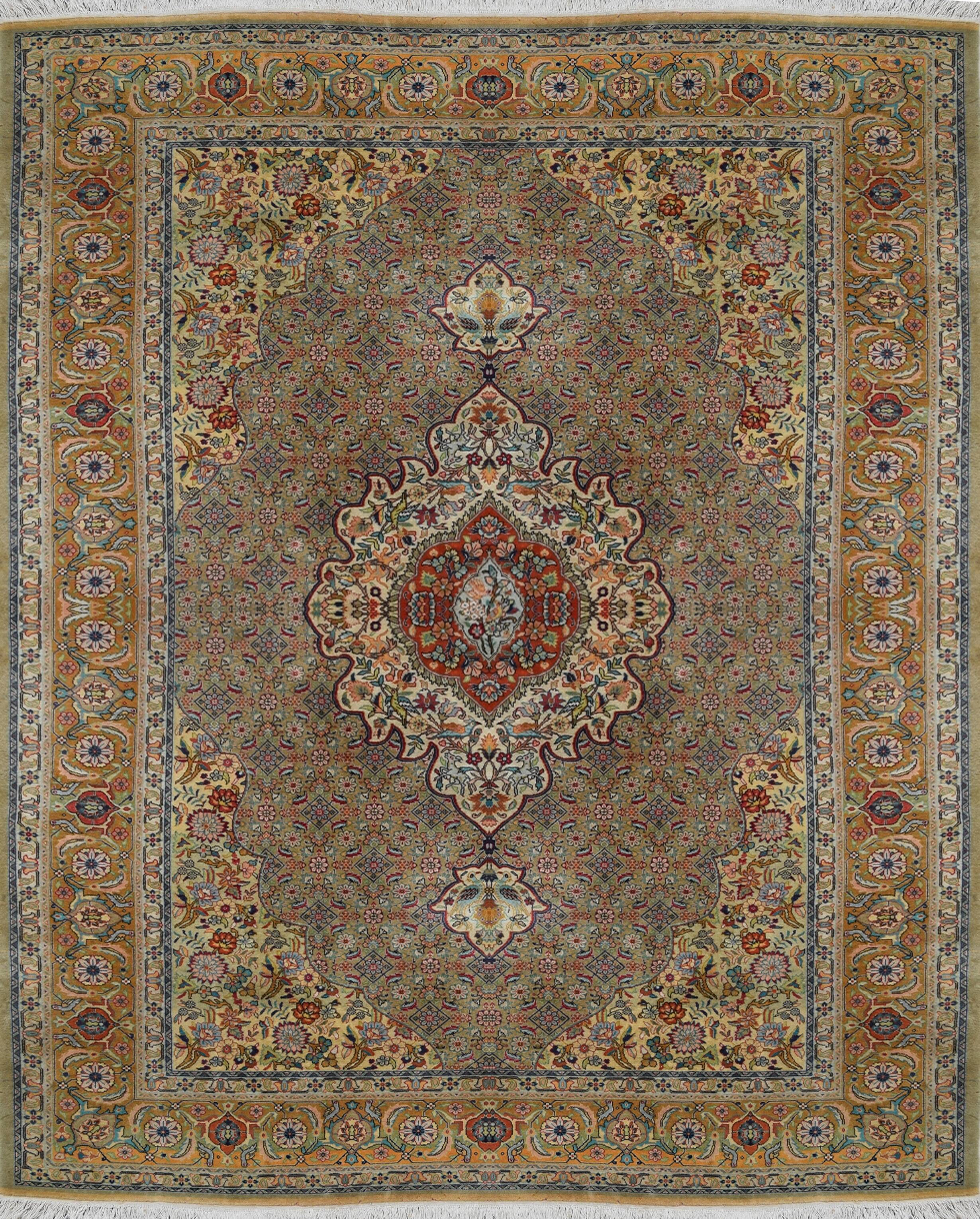Oriental carpet tabriz iran: 2.08 x 3.08 metres in wool