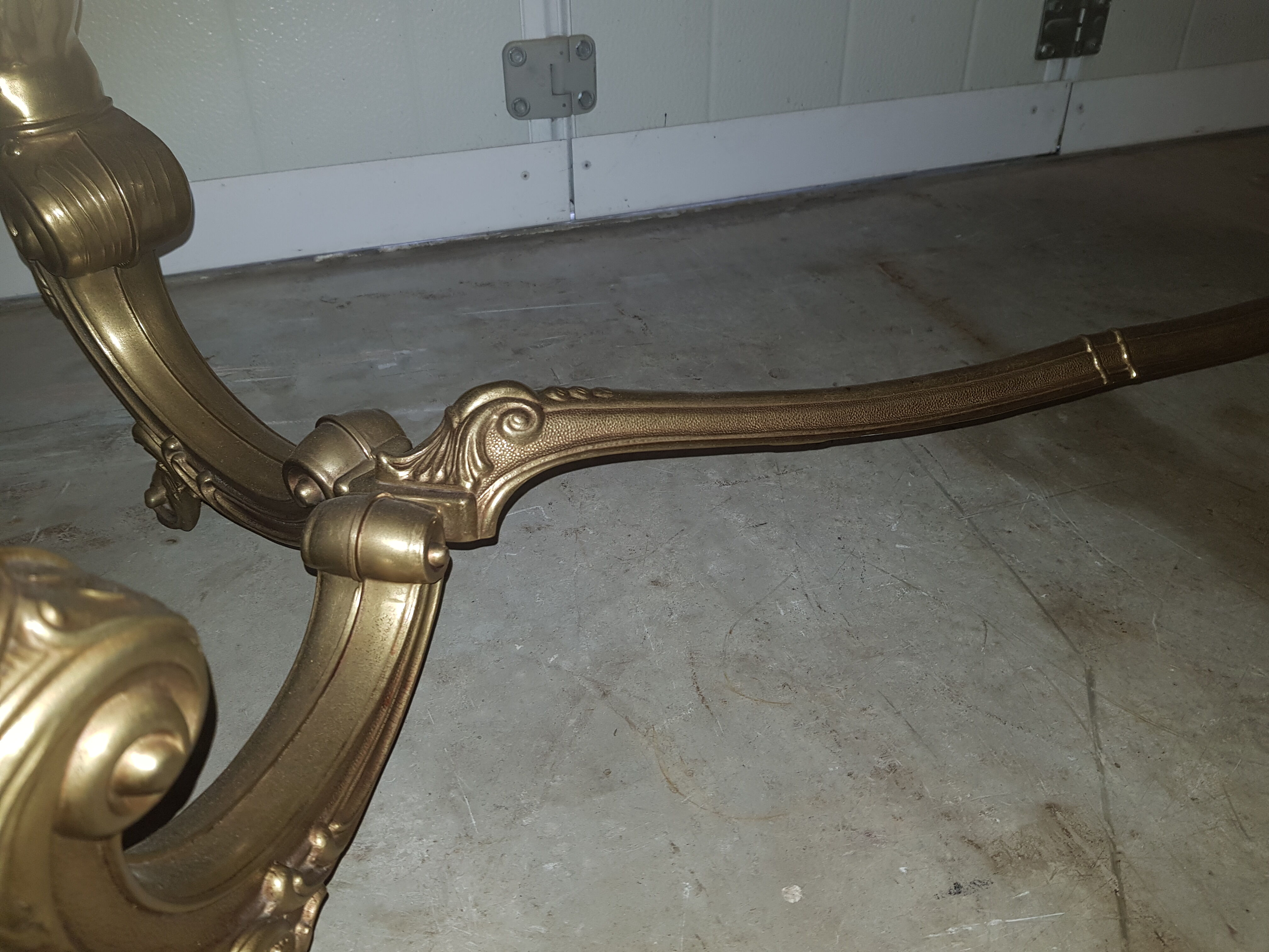 Onyx tray coffee table