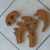 2 wooden puzzles