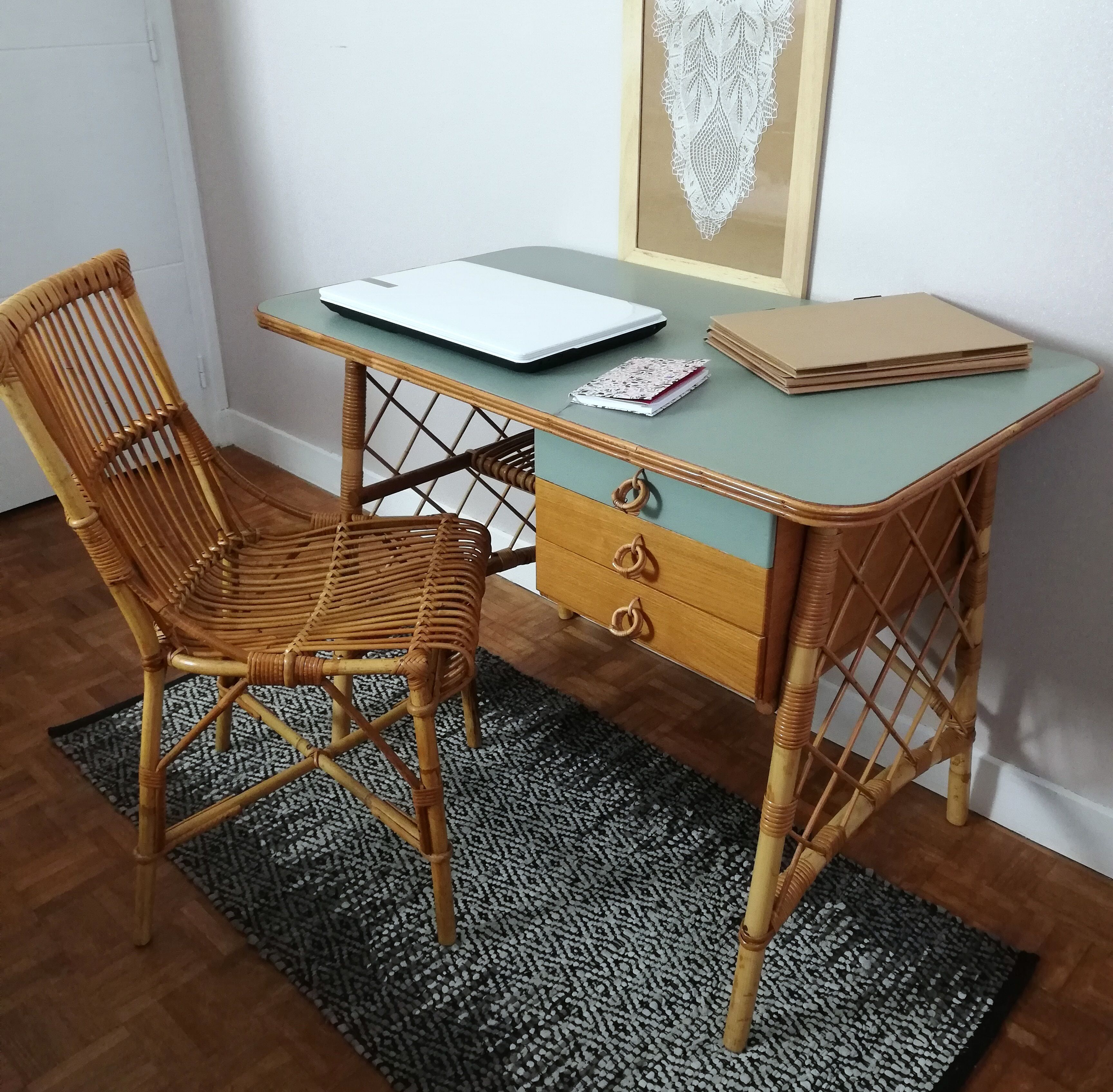 Louis Sognot desk and his rattan chair