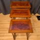 Tables édouardiennes du 20e siècle, années 1890, ensemble de 3