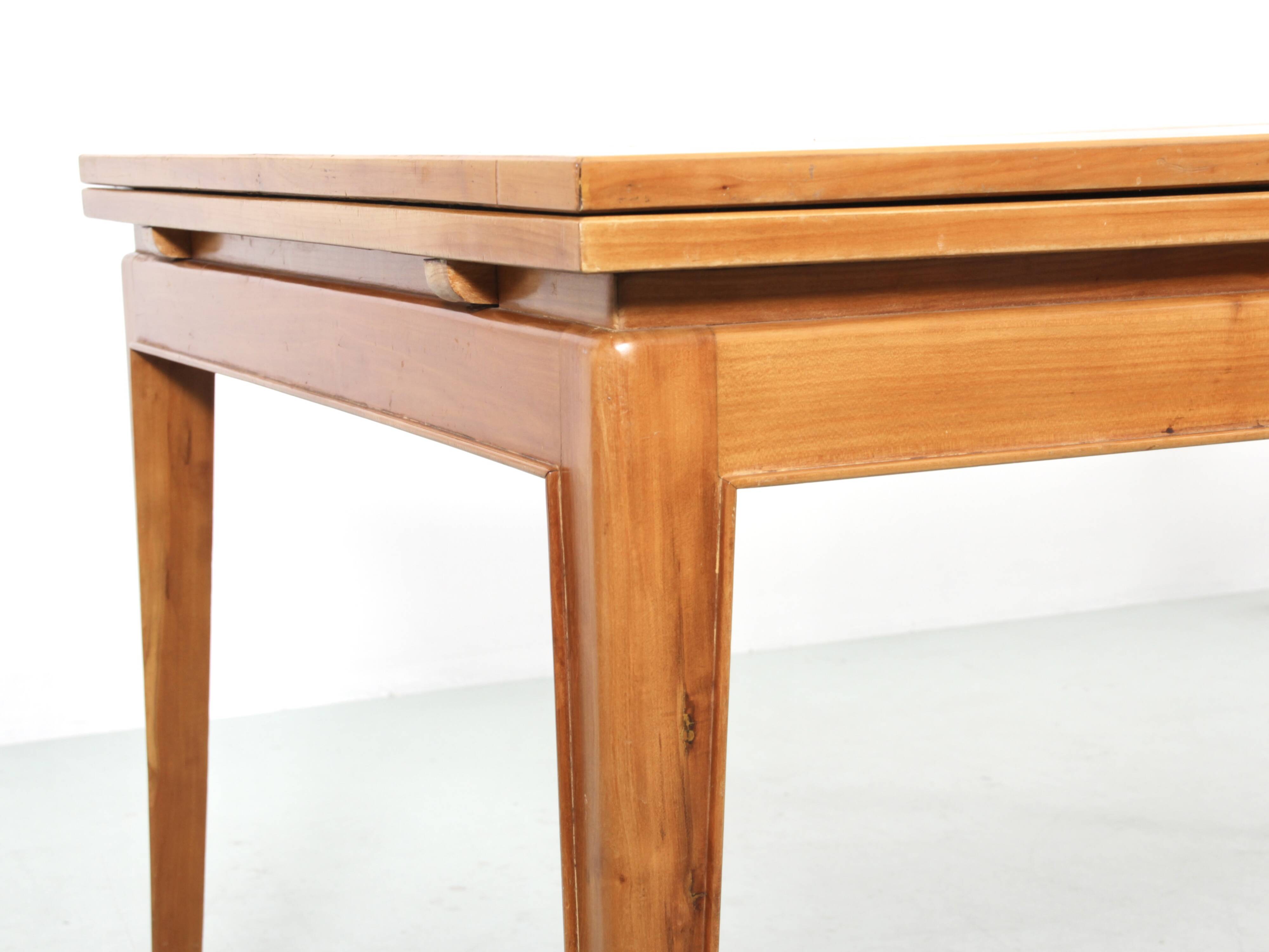 Table de repas extensible en acajou blond