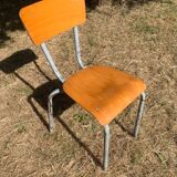 Adult model school chair